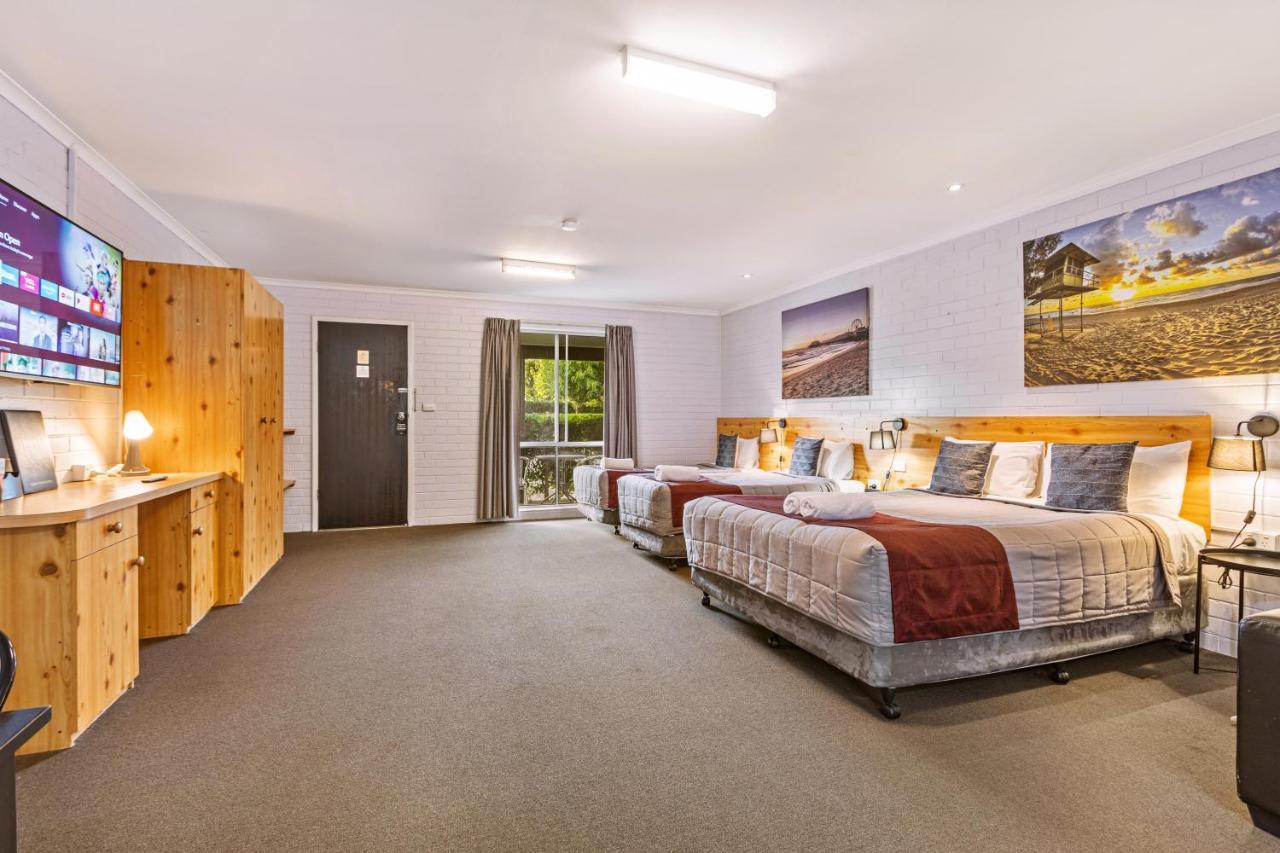 Burringa Garden Motel Wagga Wagga Extérieur photo