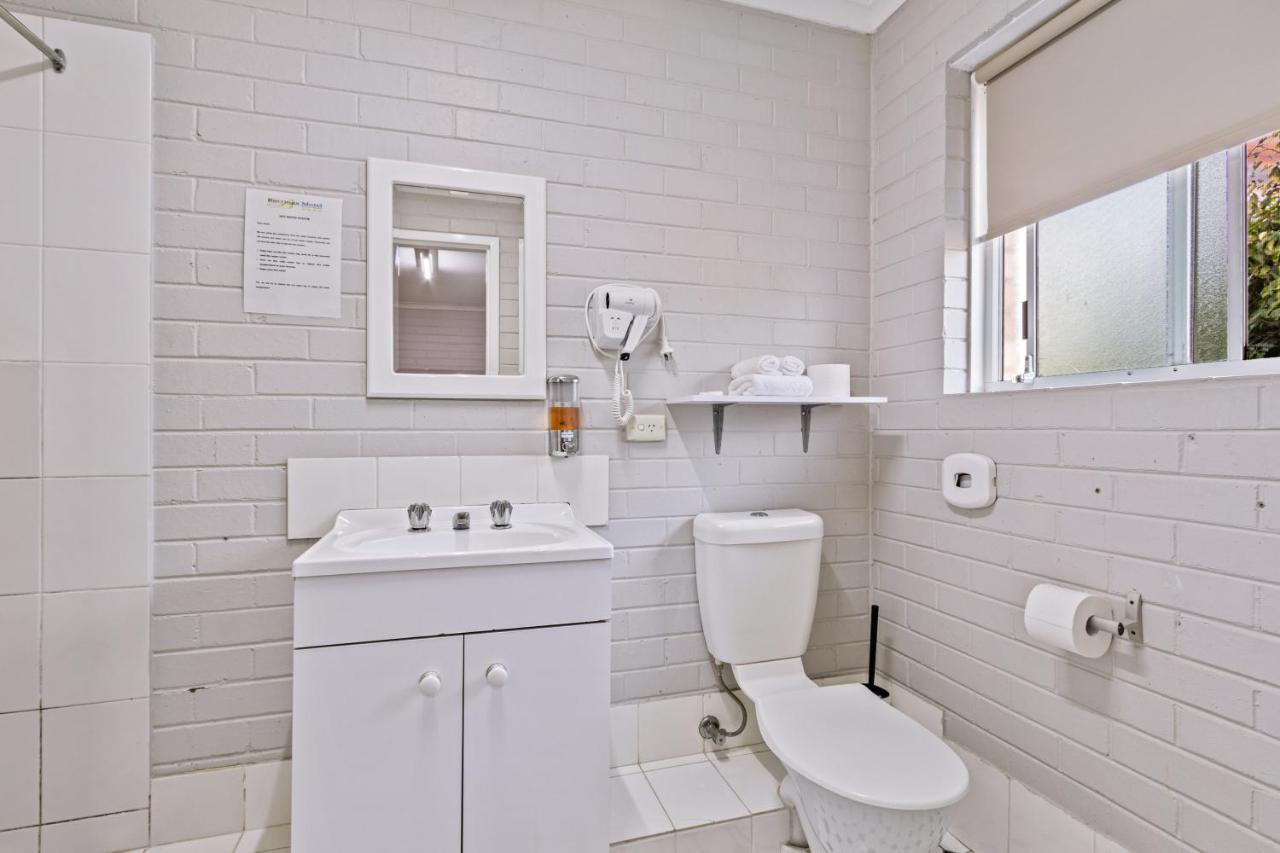 Burringa Garden Motel Wagga Wagga Extérieur photo