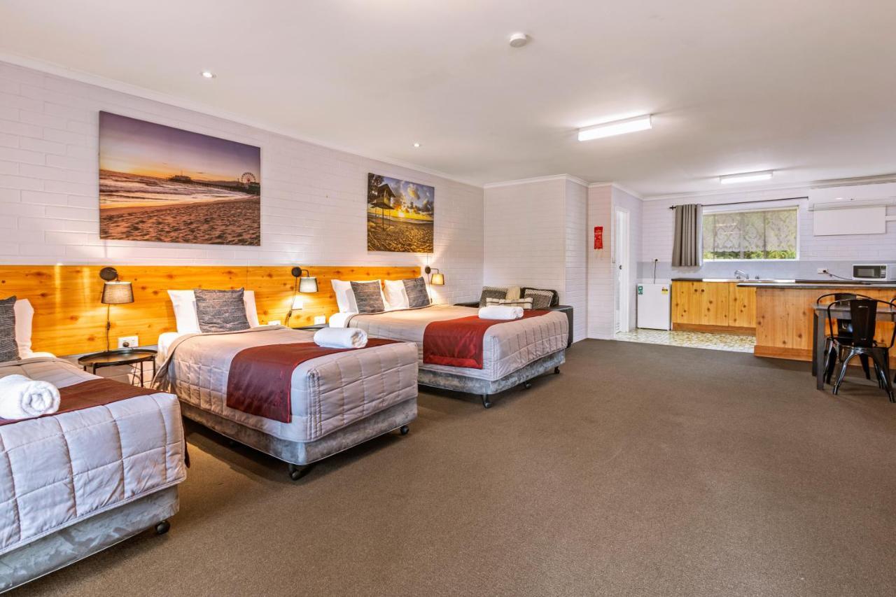 Burringa Garden Motel Wagga Wagga Extérieur photo