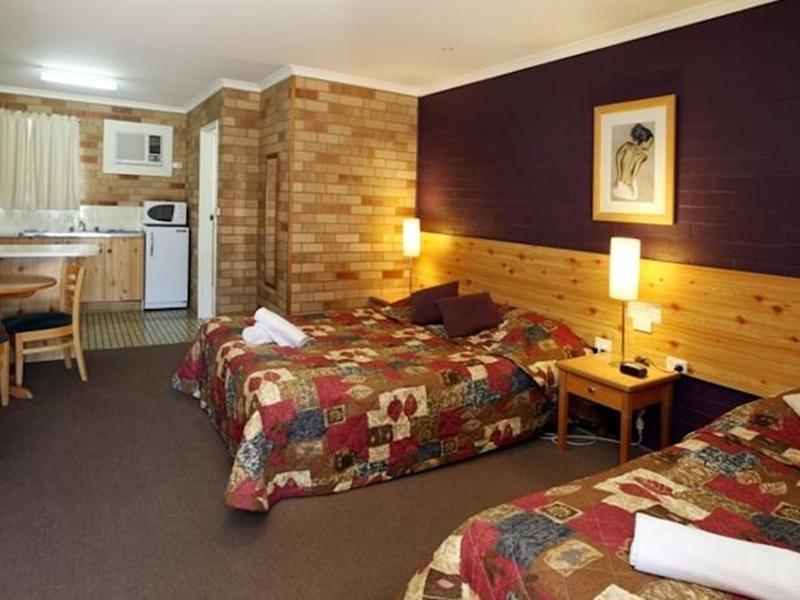 Burringa Garden Motel Wagga Wagga Extérieur photo